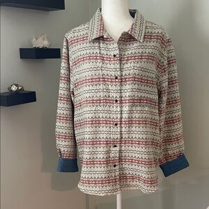 Tasha Polizzi Snap closure Shirt size Medium, 20” pit to pit, like new